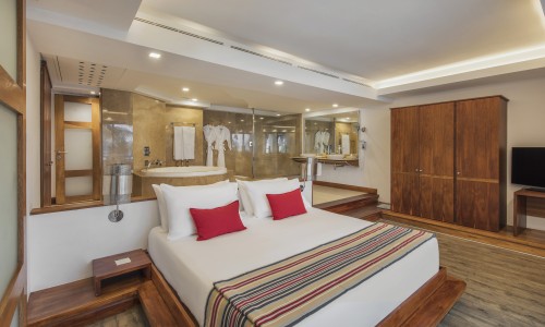 Senior Suite